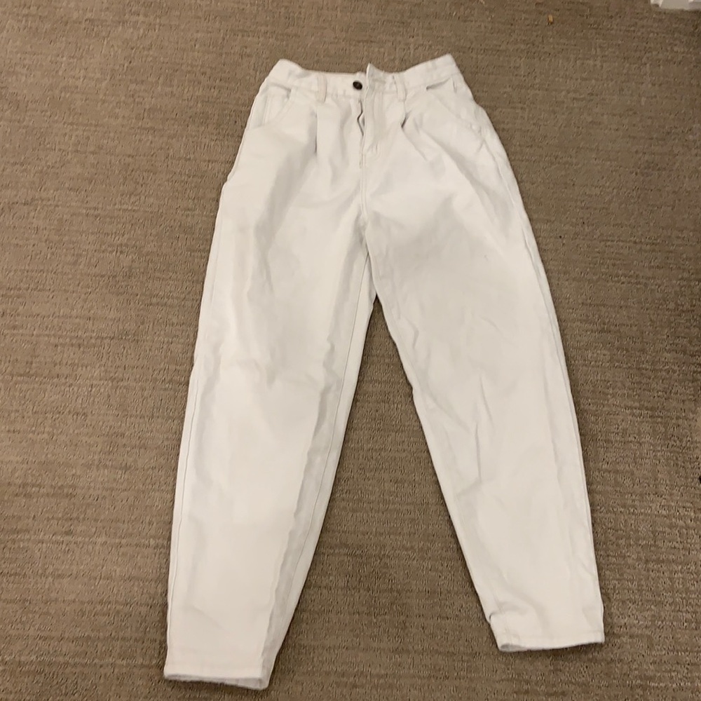 White high wasted slouch mom jeans.